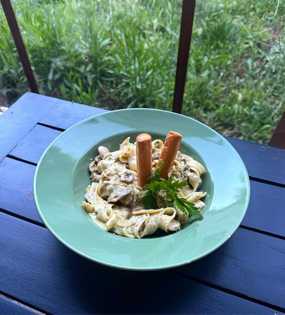 Fettuccine Alfredo