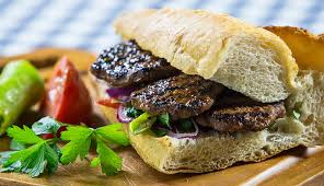 KÖFTE EKMEK
