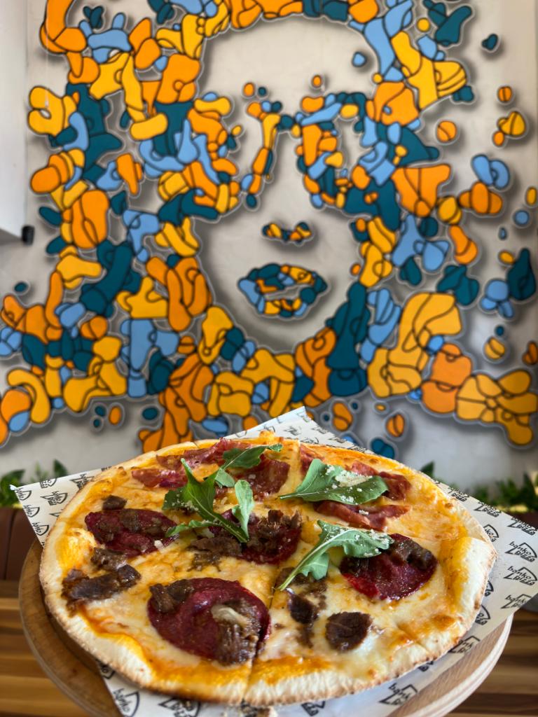 Etobur Pizza