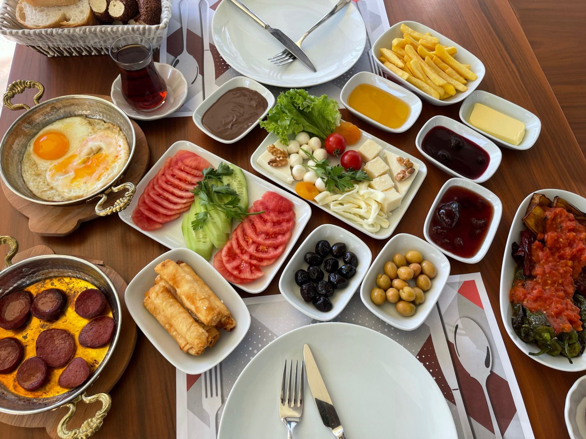 Klasik kahvaltı