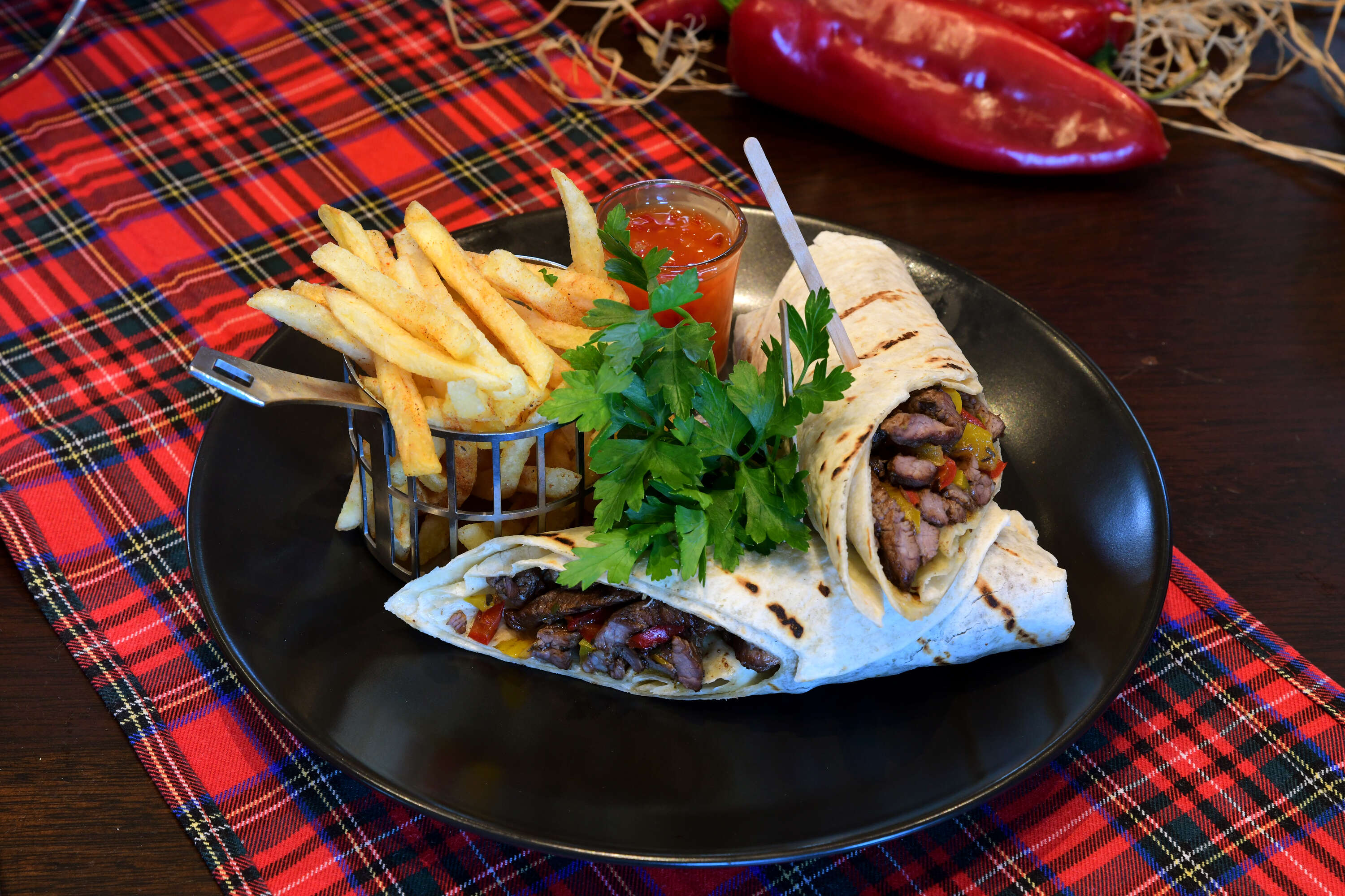 Izgara Biftek Dürüm / Grilled Steak Wrap