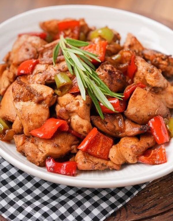 Soya Soslu Tavuk Jülyen