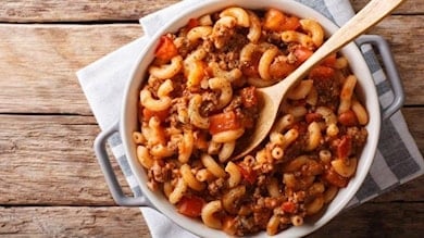 BOLONEZ SOSLU MAKARNA