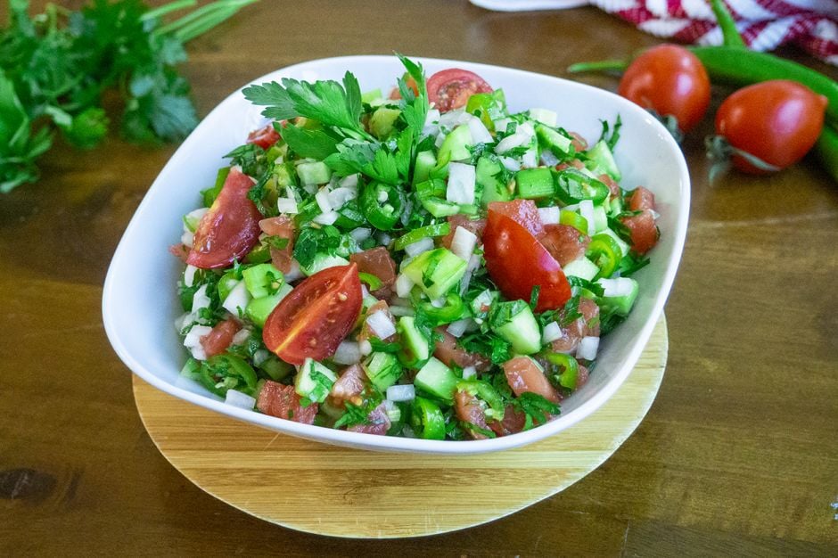 Çoban Salata/ سلطة 