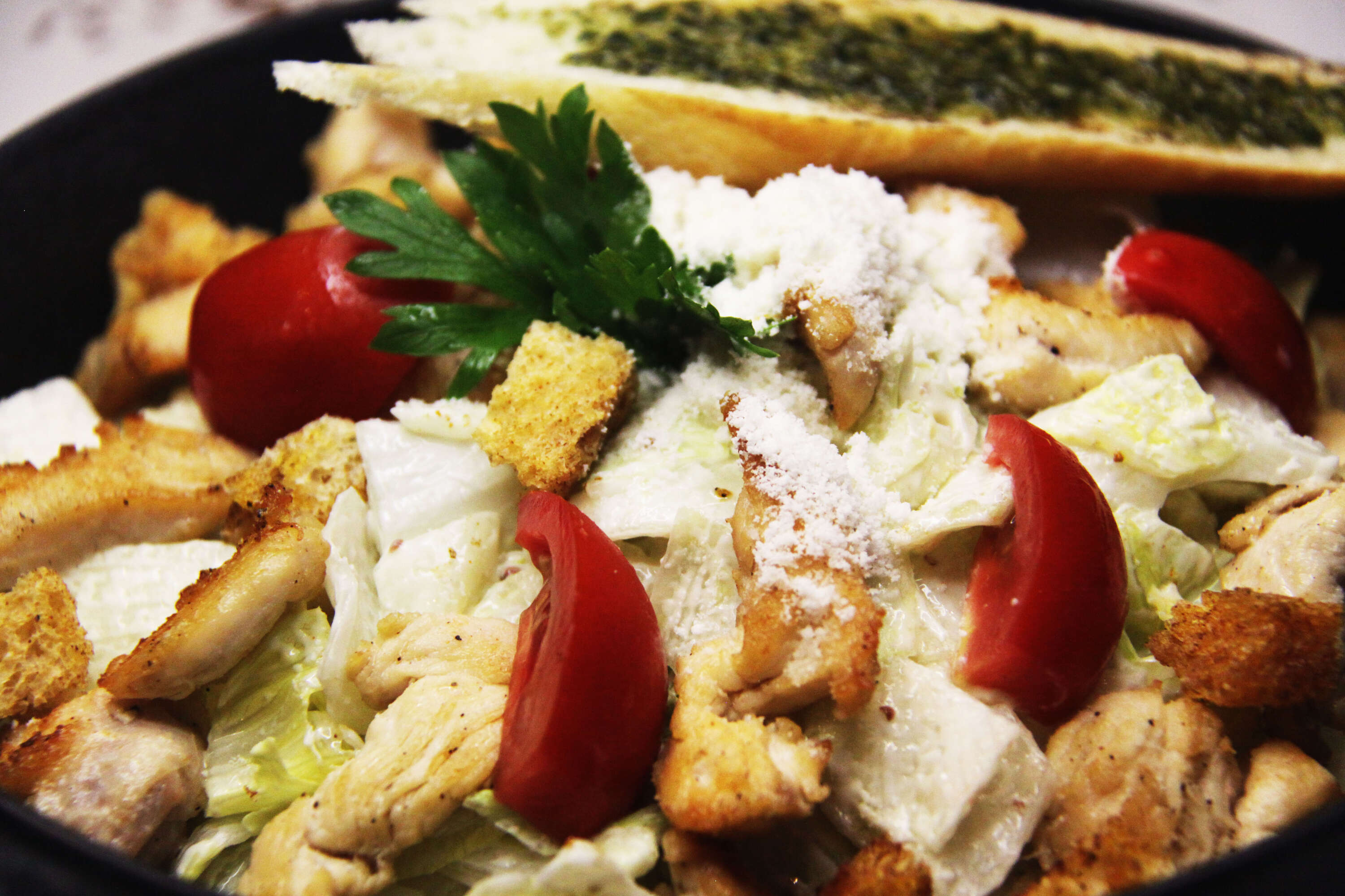 Sezar Salata / Caesar Salad