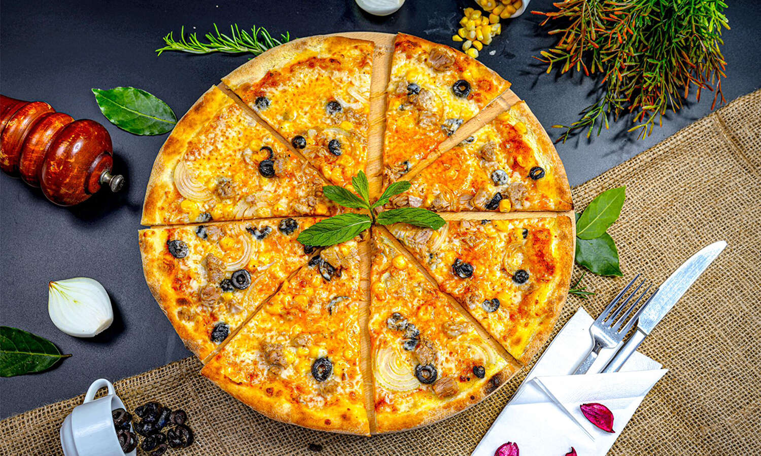 Tuna Pizza