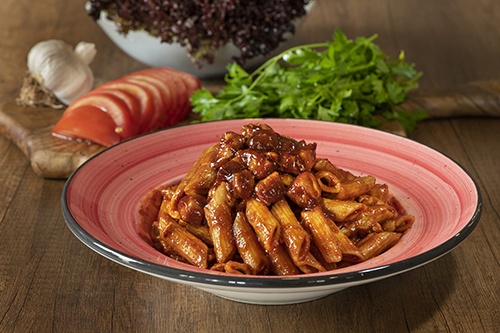 Barbekü soslu makarna