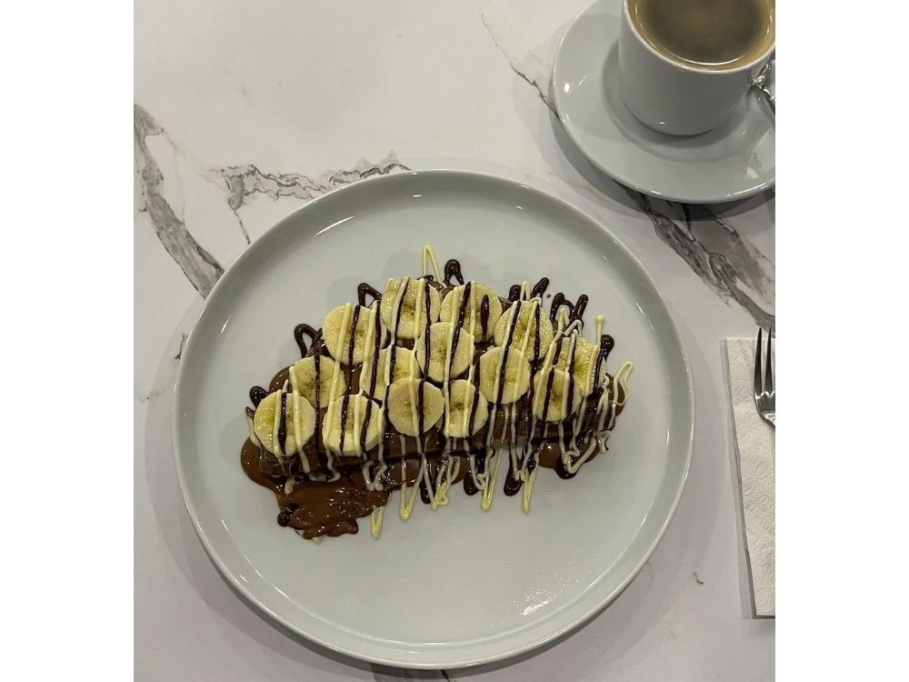 çikolatalı muzlu waffle
