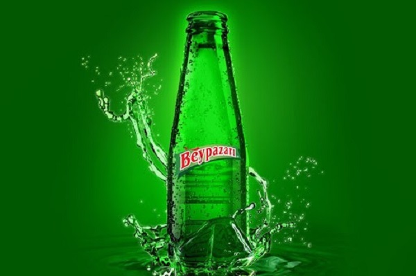 Plain sparkling mineral water