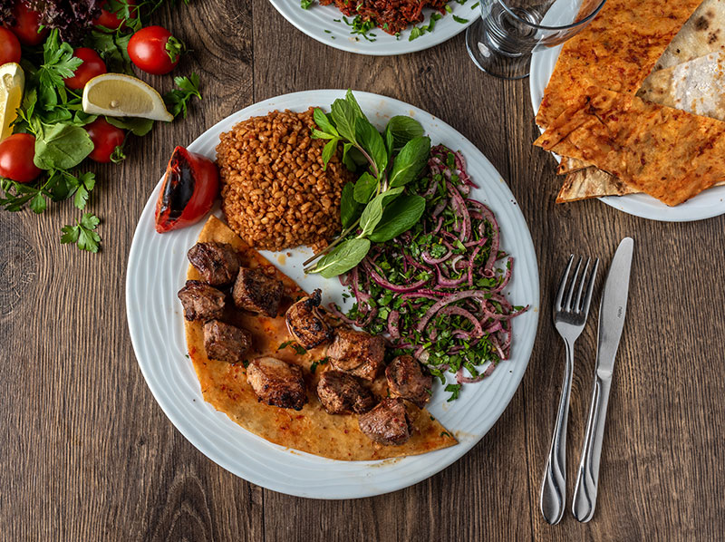 ET ŞİŞ / MEAT SKEWER