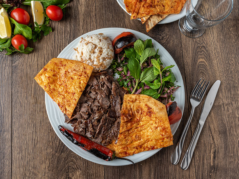 ET DÖNER / MEAT DONER
