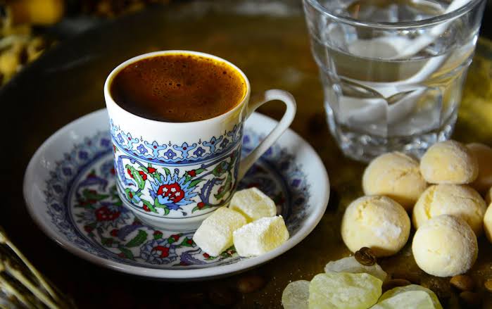 Damla Sakızlı