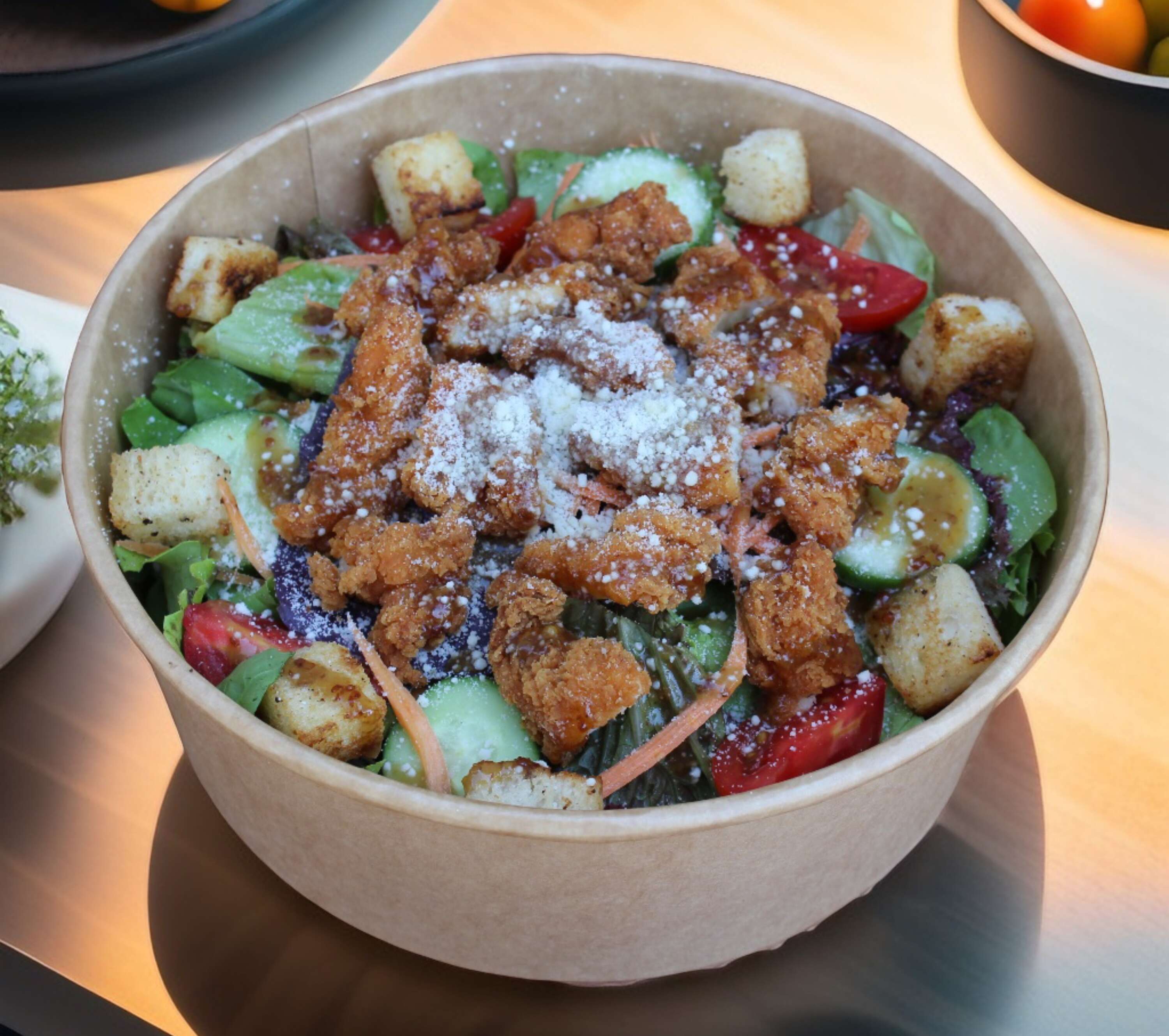 Çıtır Tavuklu Salata