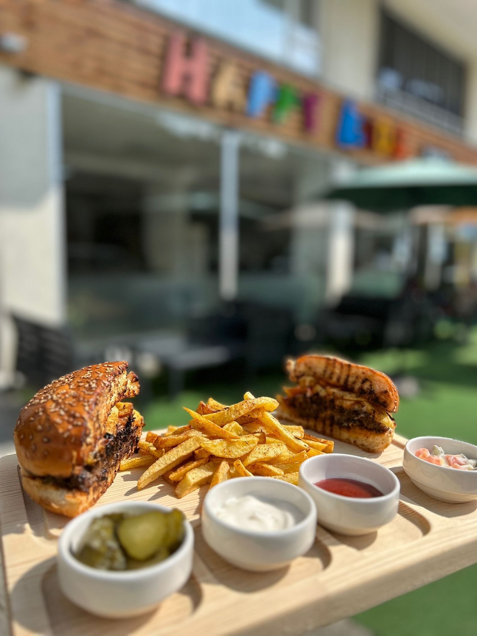 HappyBurger Menü