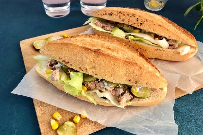 Ton Balıklı Sandviç 