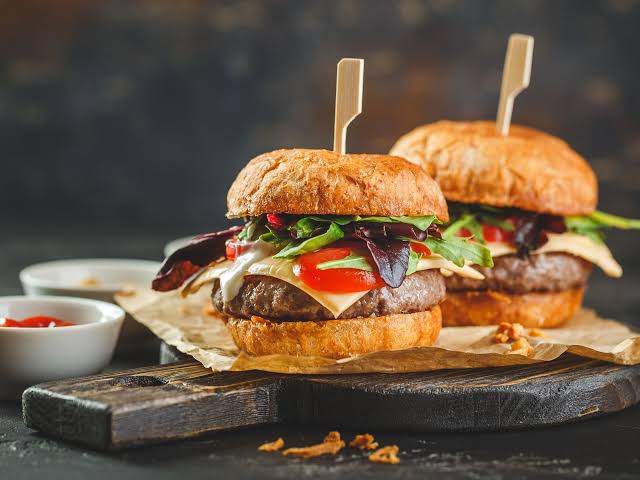 Dolunay Dostburger Menü