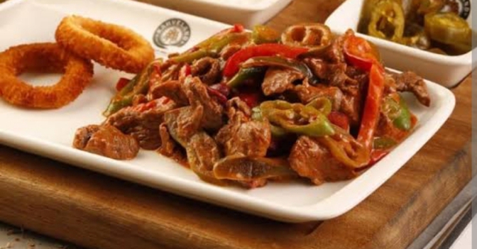 Beef tenderloin with Mexican sauce