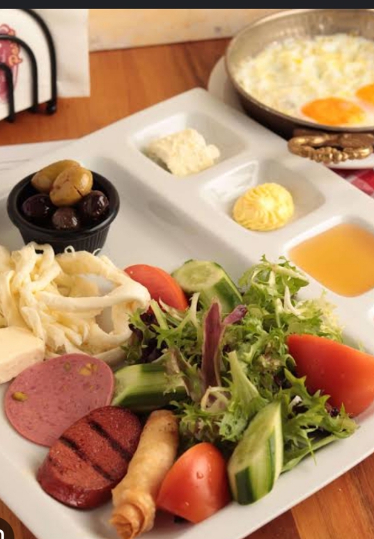 Breakfast plate