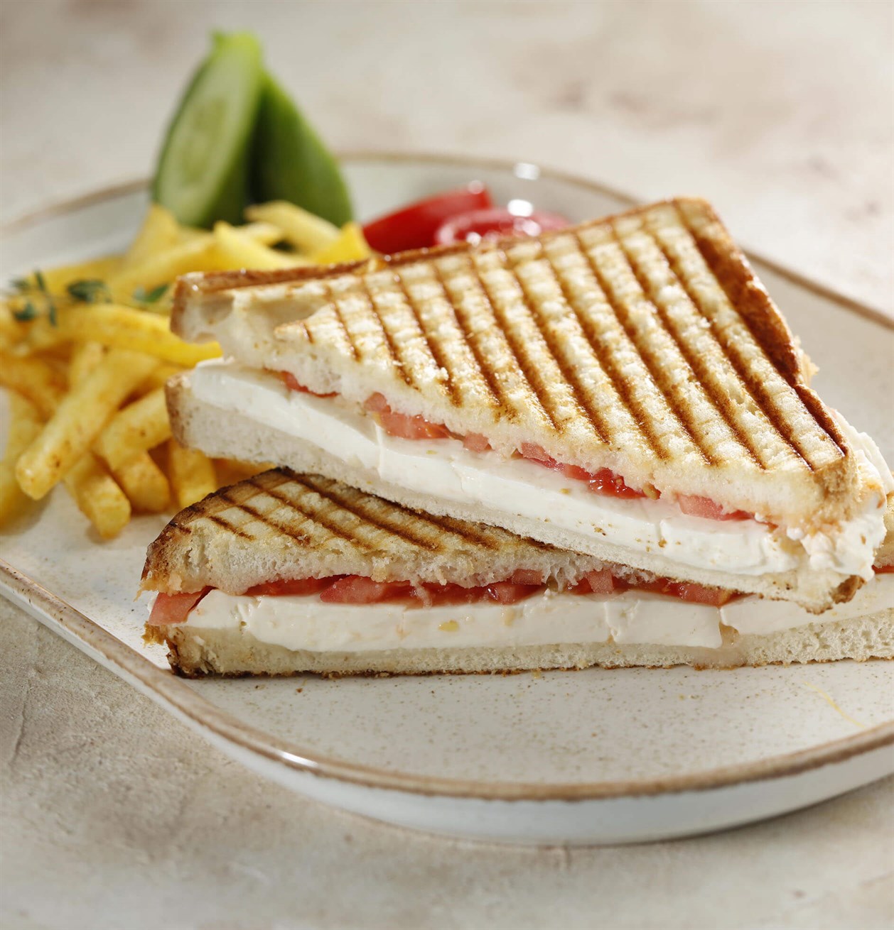 BEYAZ PEYNIRLI TOST 