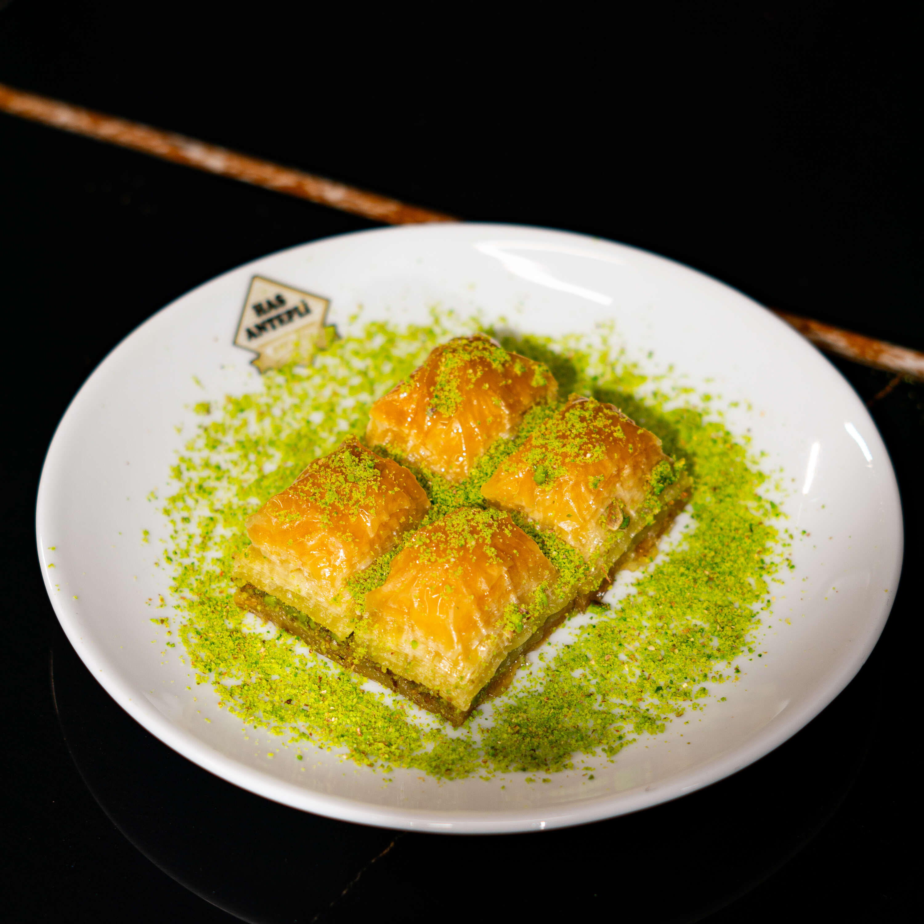 FISTIKLI BAKLAVA