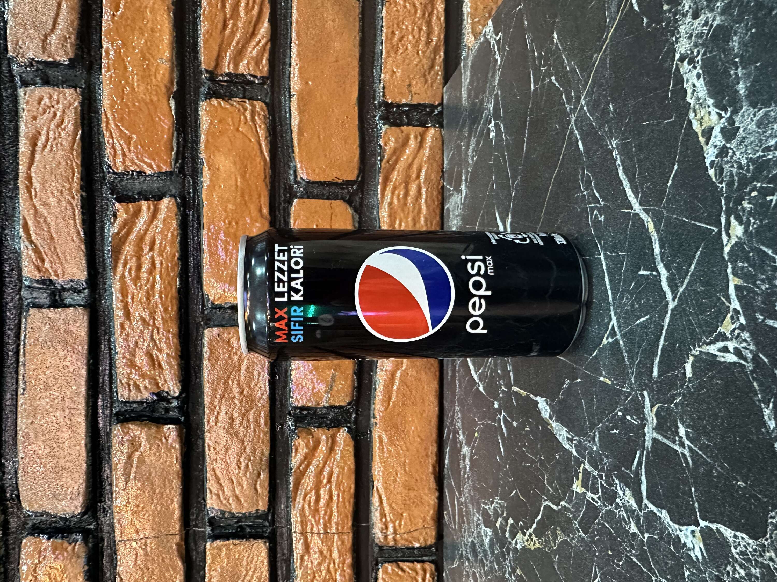 KUTU KOLA 25₺
