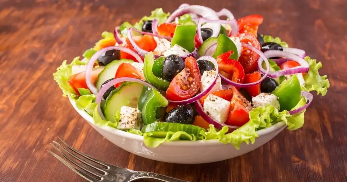KLASİK SALATA