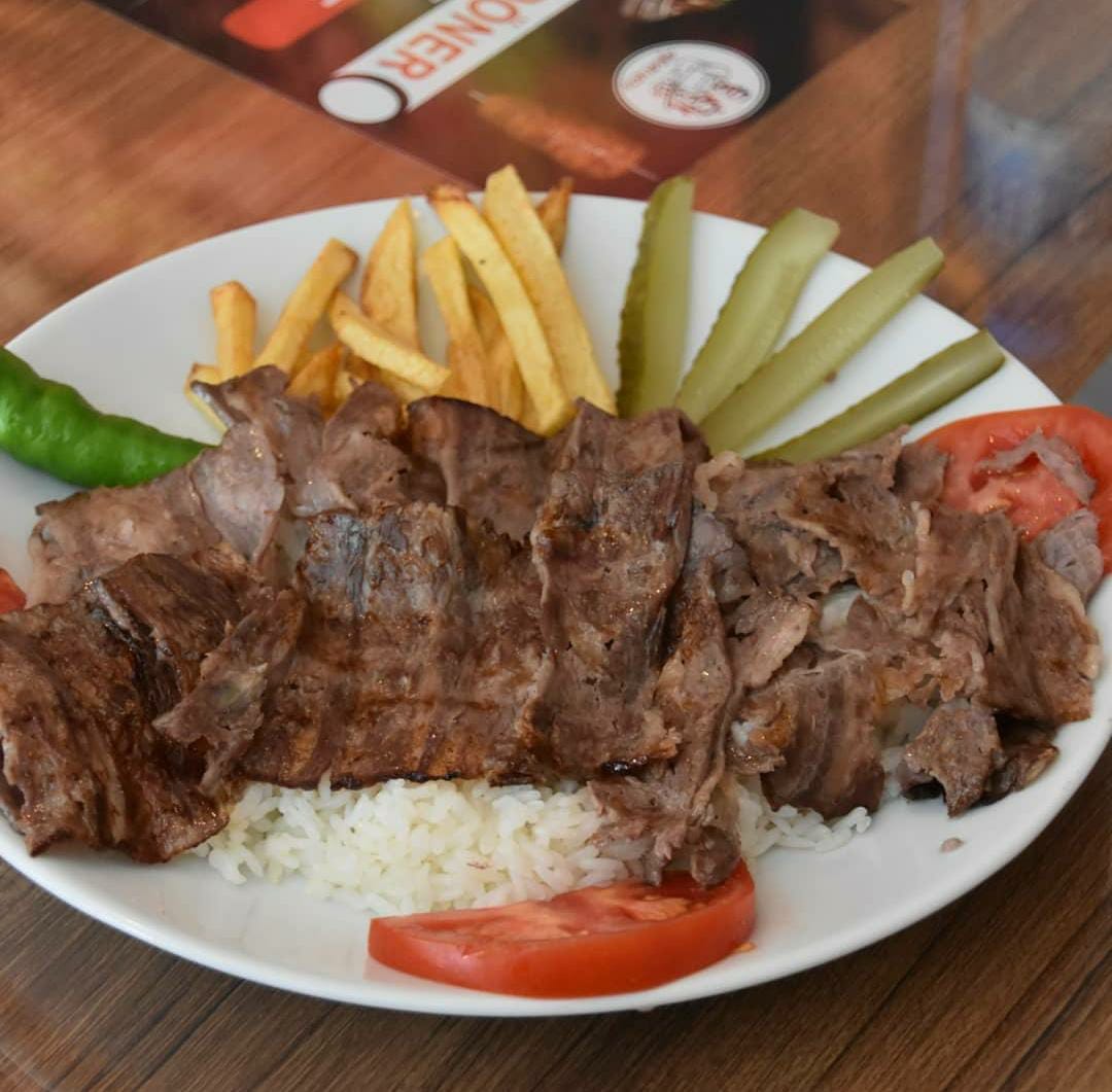 Pilav Üstü Döner