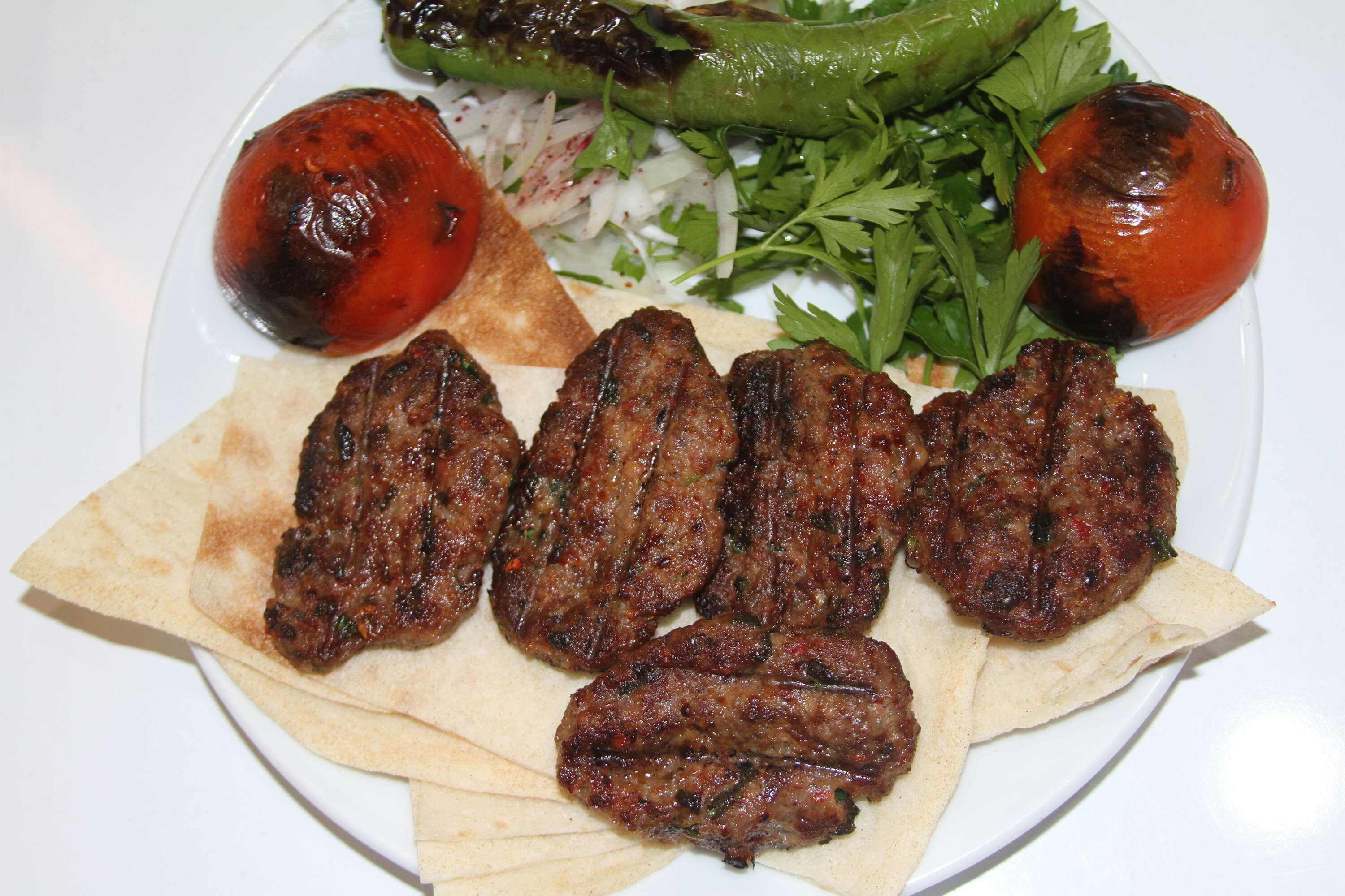 Grilled köfte