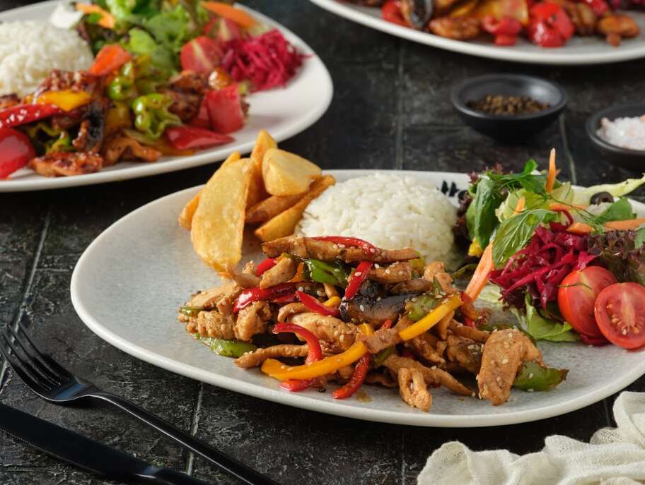 Sesame chicken with soy sauce