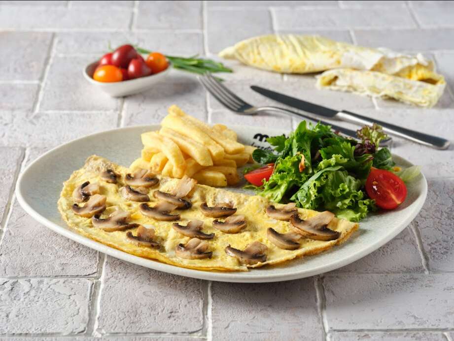 Mushroom omelette