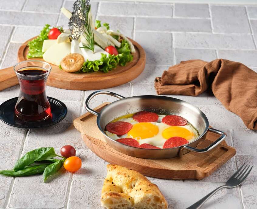 Turkish eggs with sucuk