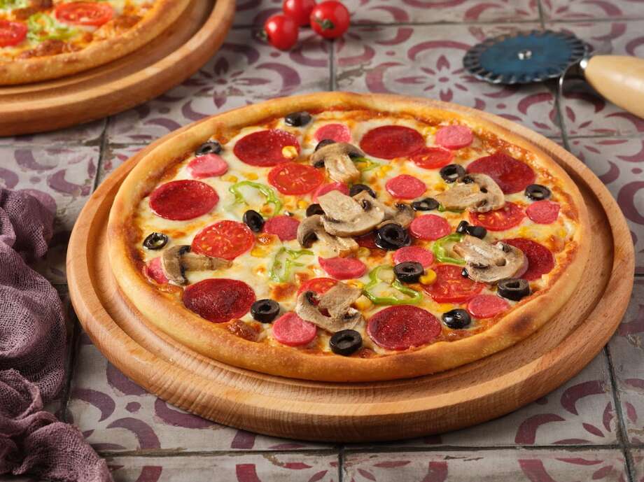 Mixed pizza