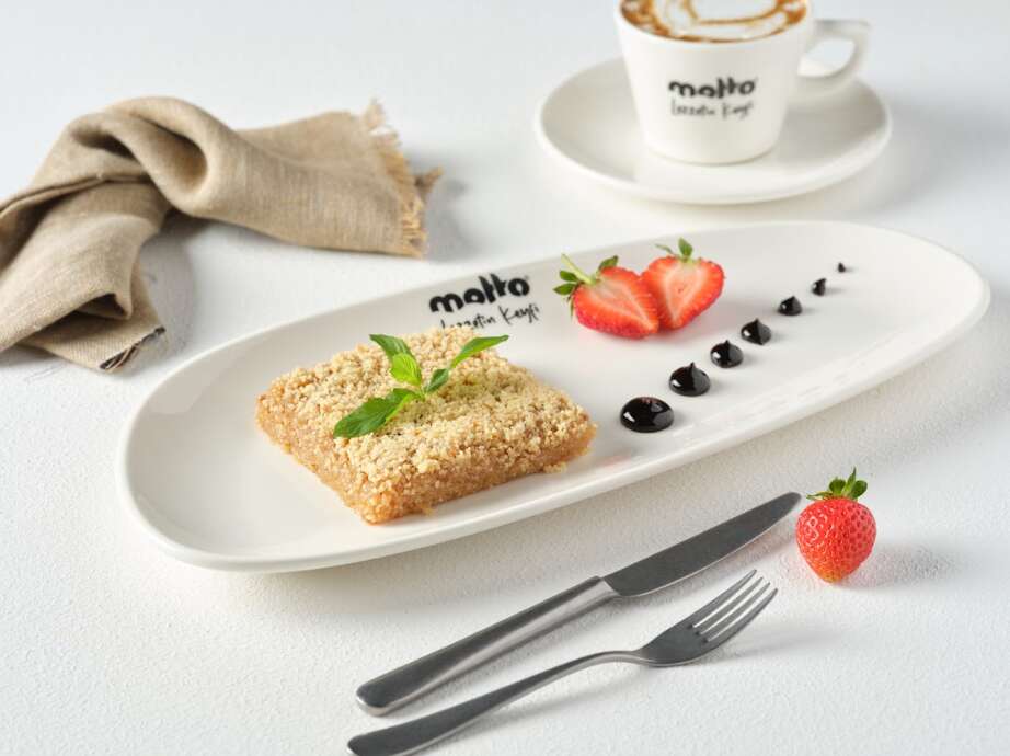 Hazelnut kadayıf dessert