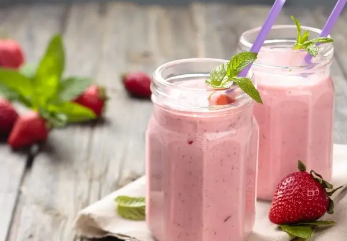 Çilekli Smoothie