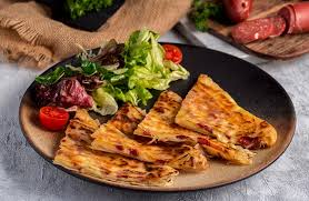 Sucuk and kaşar cheese gözleme