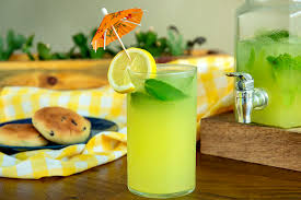 Mint lemonade