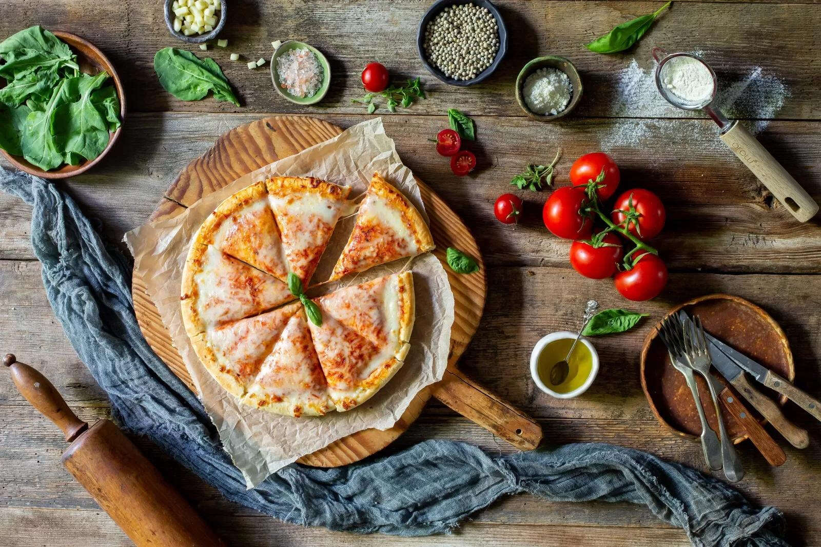 MARGARİTA PİZZA
