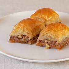 Walnut baklava