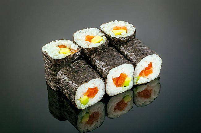 Avokado Sake Maki 6'lı