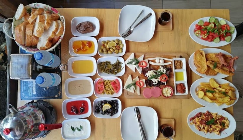 İki Kişilik Serpme Kahvaltı