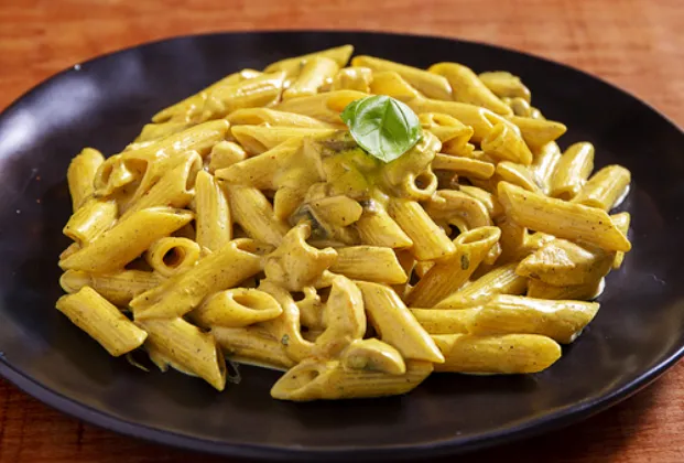 Köri Soslu Penne