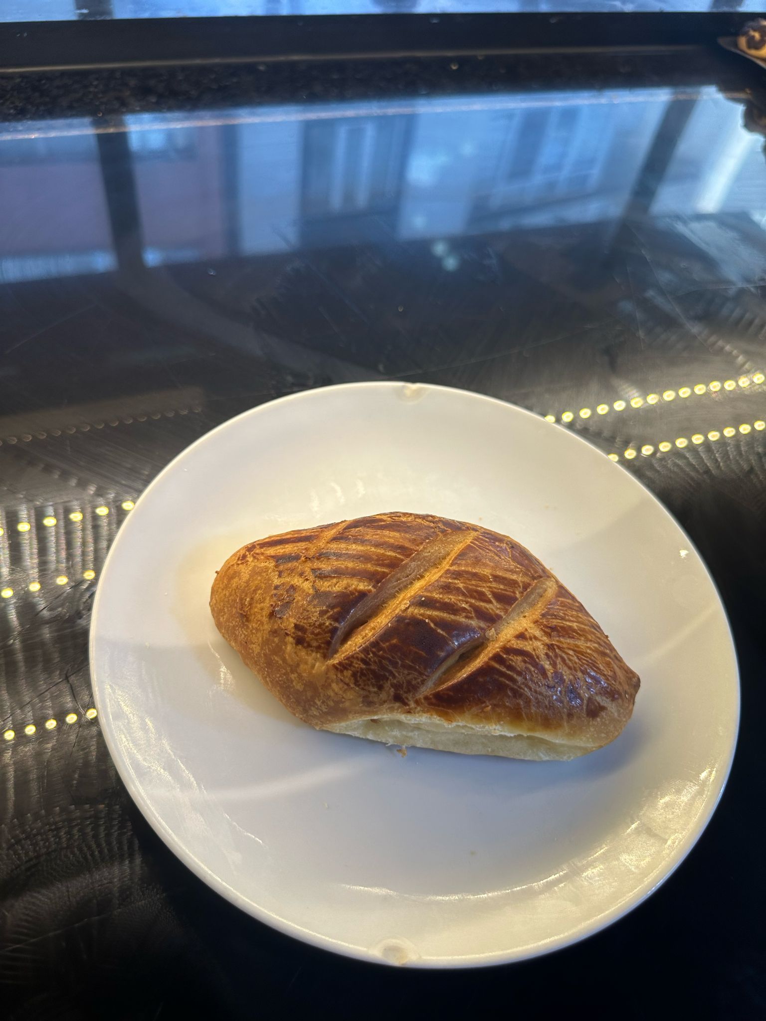 Sosisli Poğaça