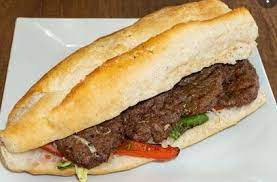 Üç Çeyrek Ekmek Köfte