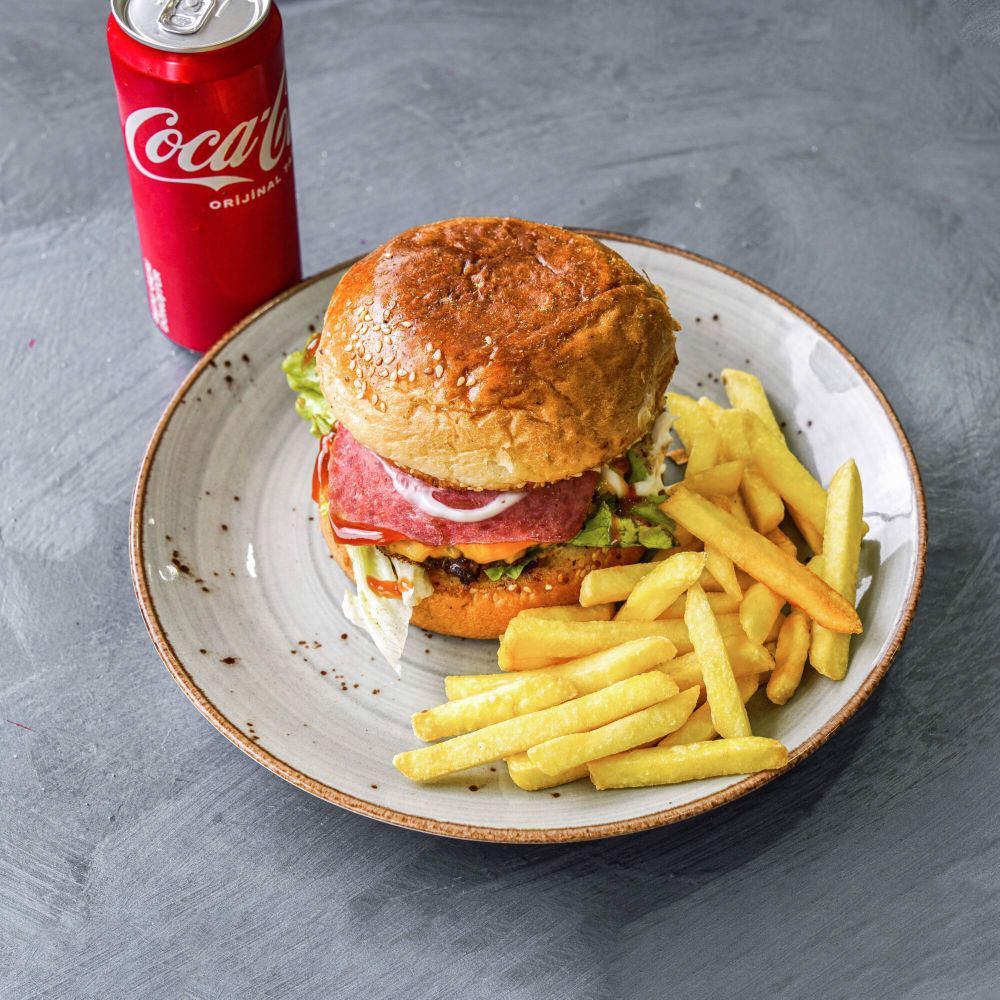 Dost Tavuk Burger Menü