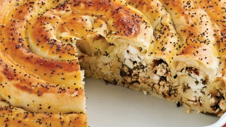 Otlu Peynirli Börek