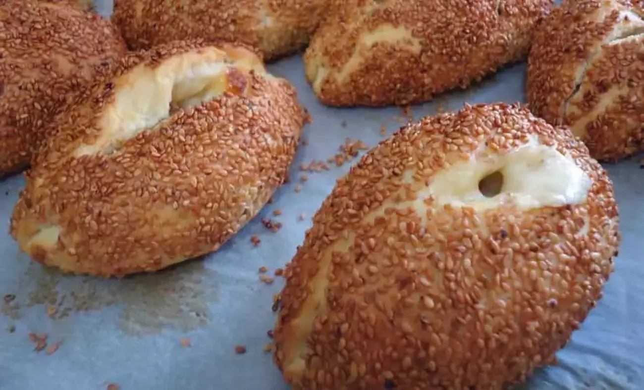 Kaşarlı Poğaça