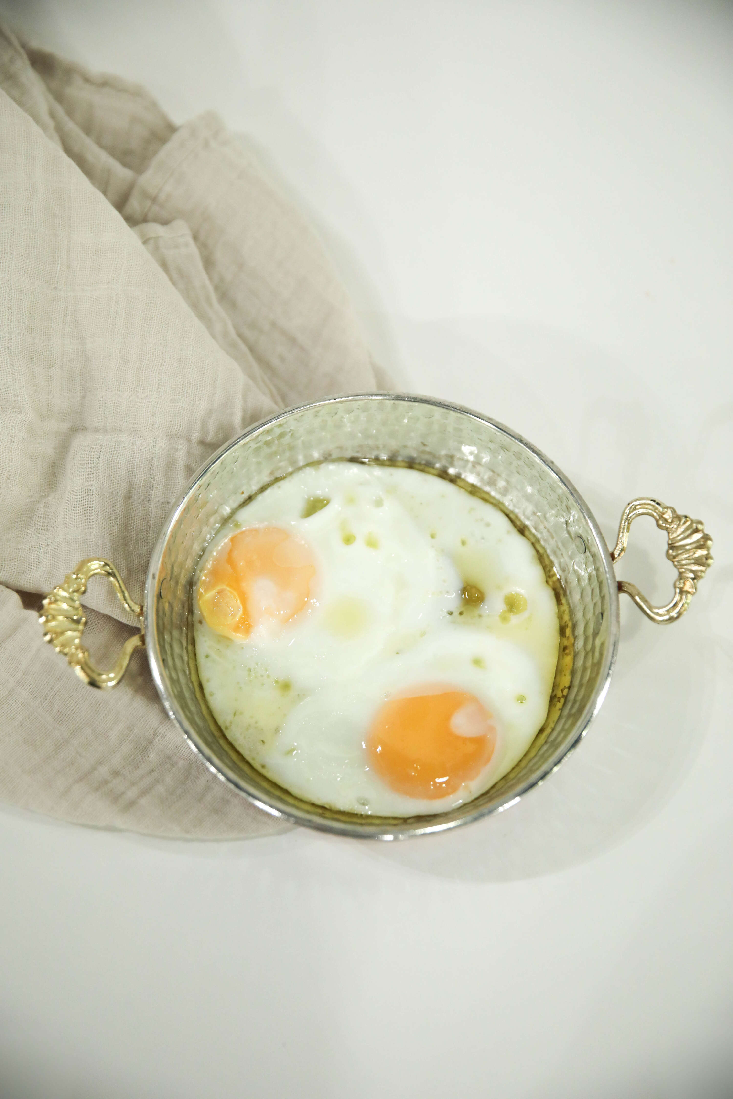 Plain egg