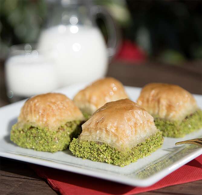 FISTIKLI KURU BAKLAVA
