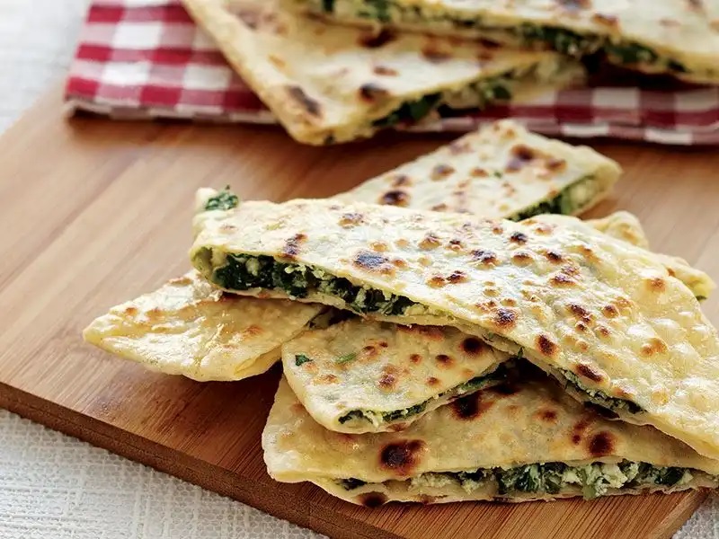 Otlu Peynirli Gözleme