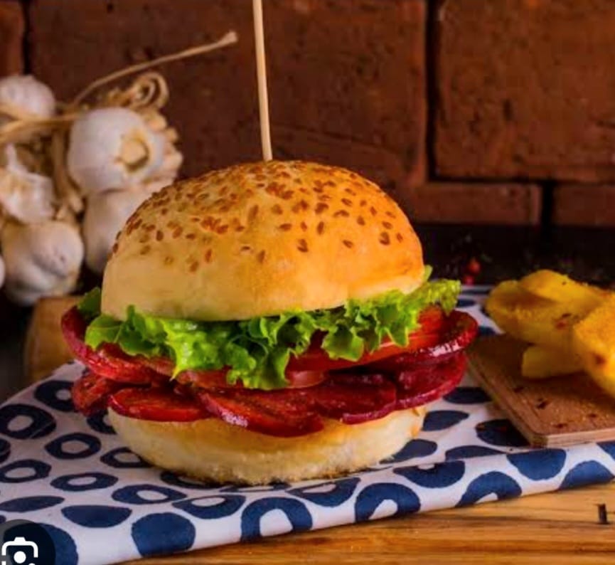 Sucuk Burger
